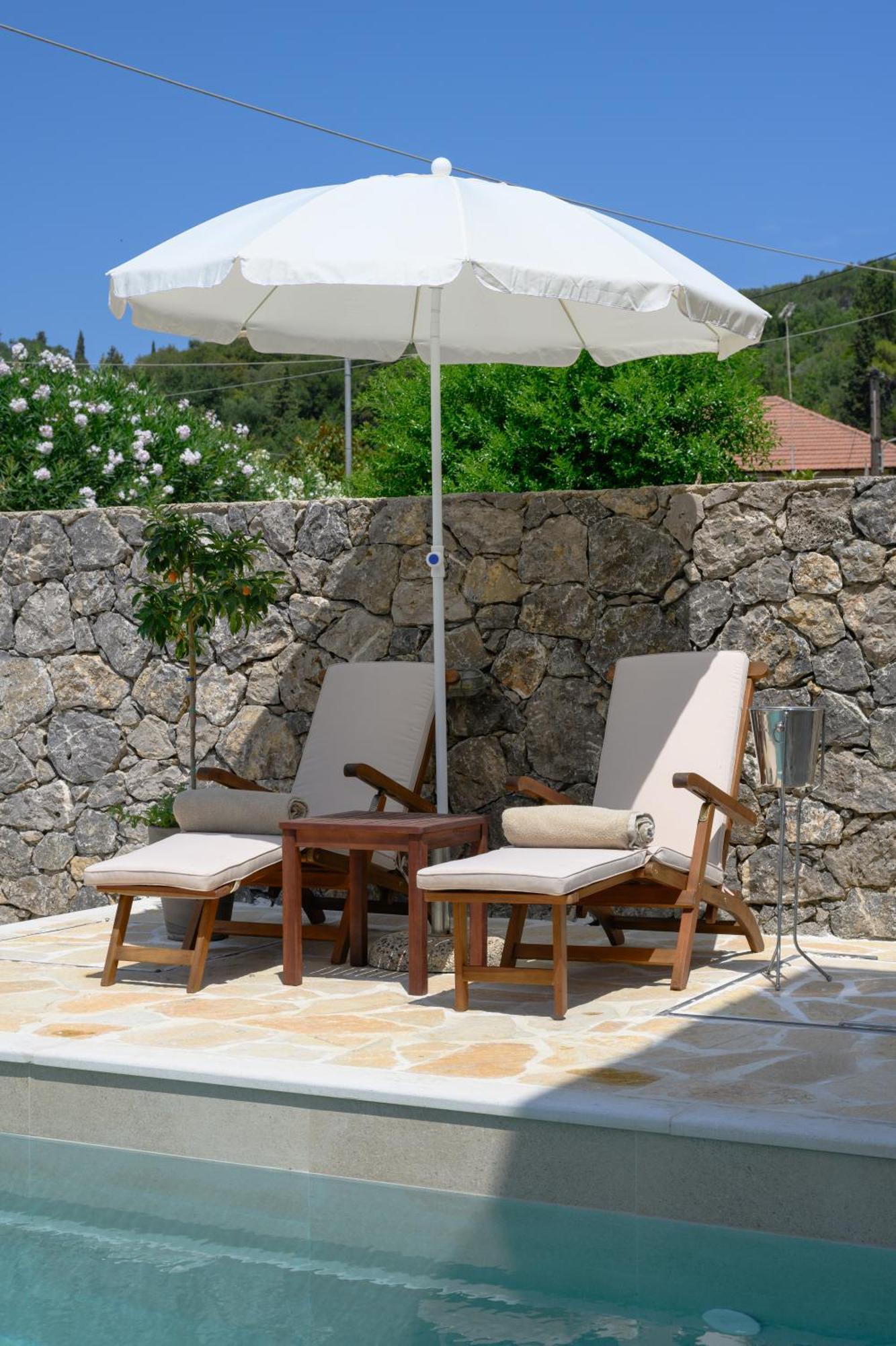 Casa Dell Amore Petriti  Luaran gambar